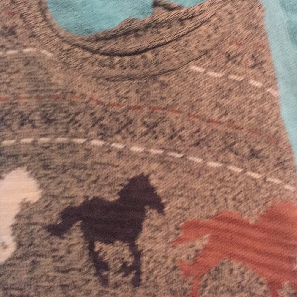 Women's sweater